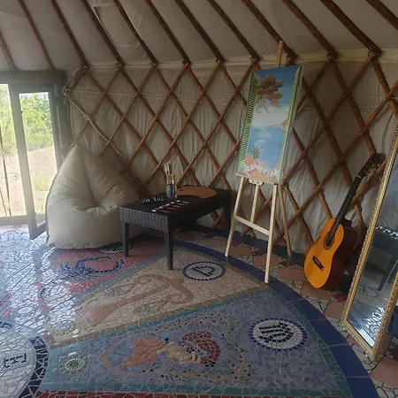 فيلة Elia With Pool, Yurt And Sea Views