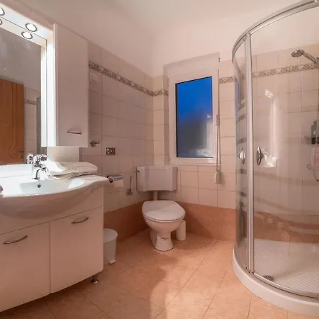 Villa Elia With Pool, Yurt And Sea Views *