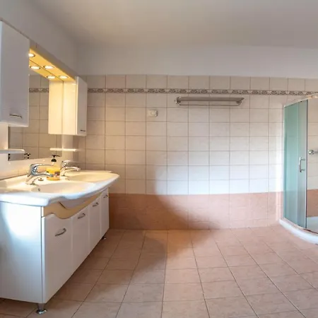 Elia With Pool, Yurt And Sea Views Villa