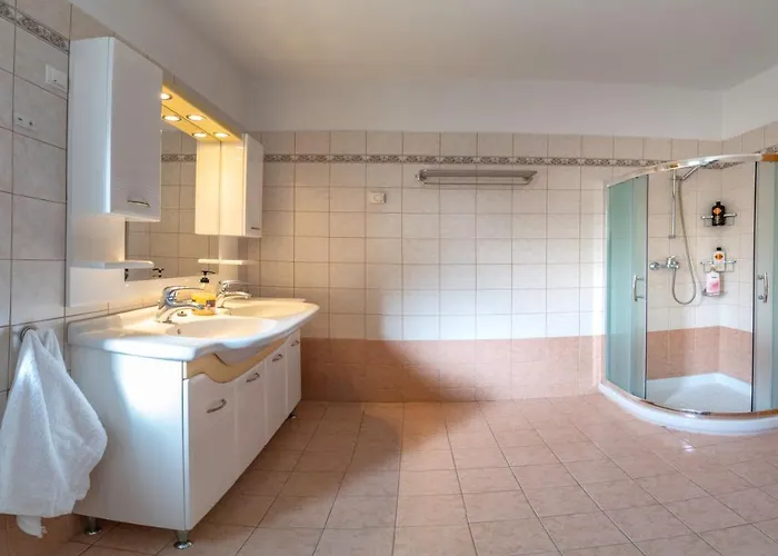 Elia With Pool, Yurt And Sea Views Villa